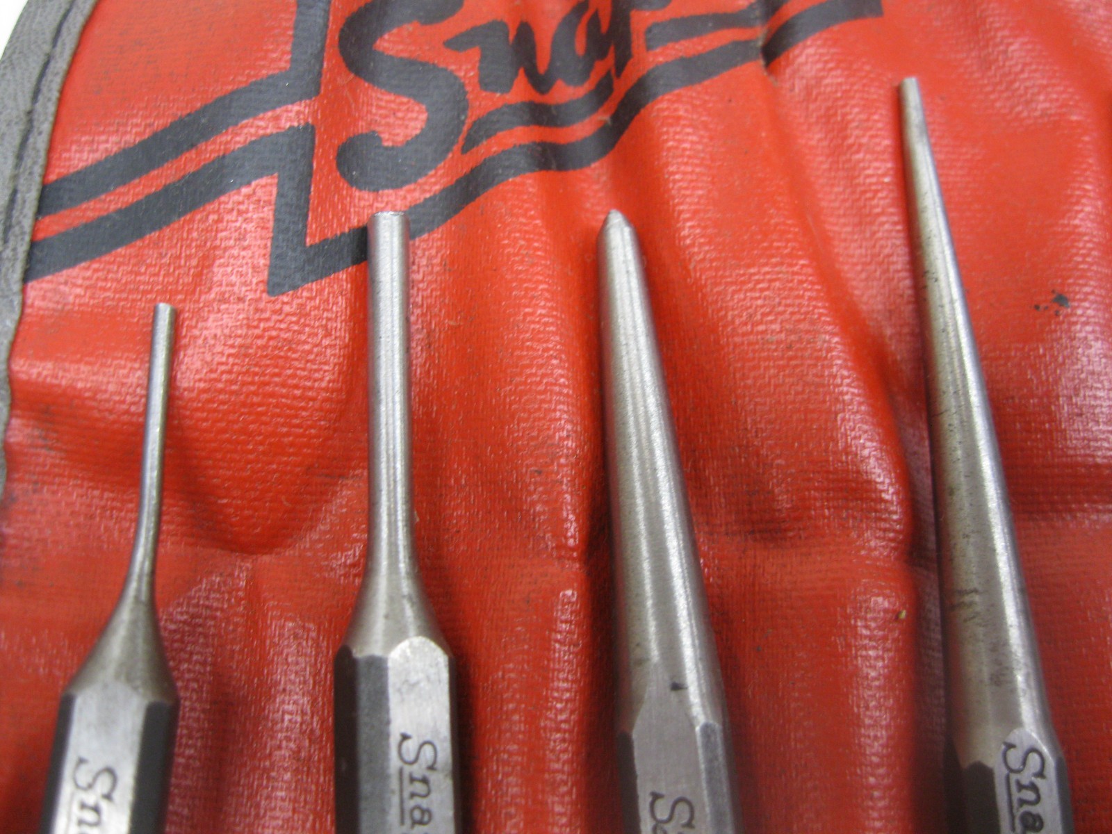 Older Snap-on C-72B Mini Punch and Chisel Set 7 Pieces Rollup Kit Bag