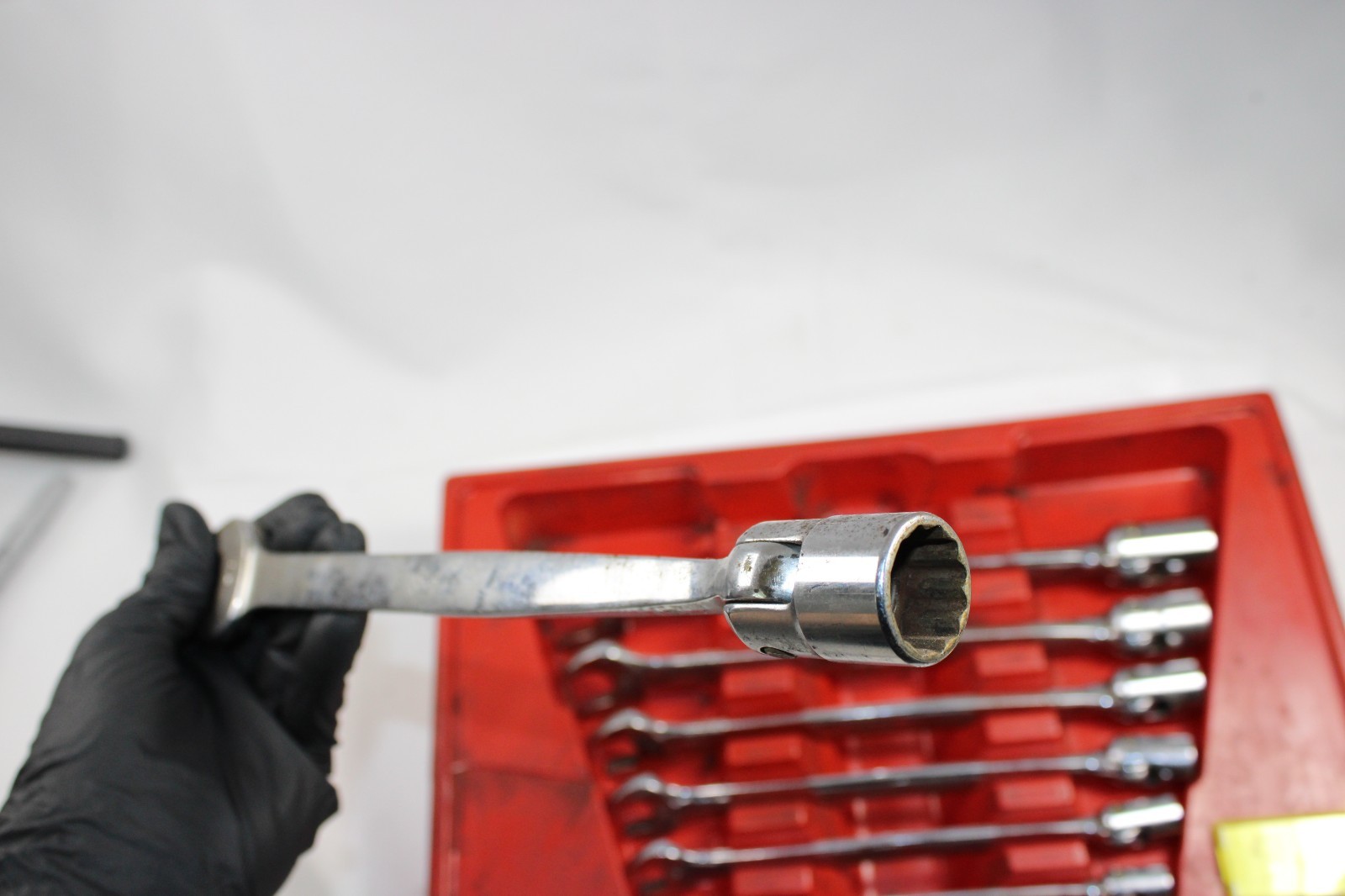 Snap On 7 Piece SAE Flex Head Socket Wrench Set FHO607B 3/8″ – 3/4″ IN TRAY