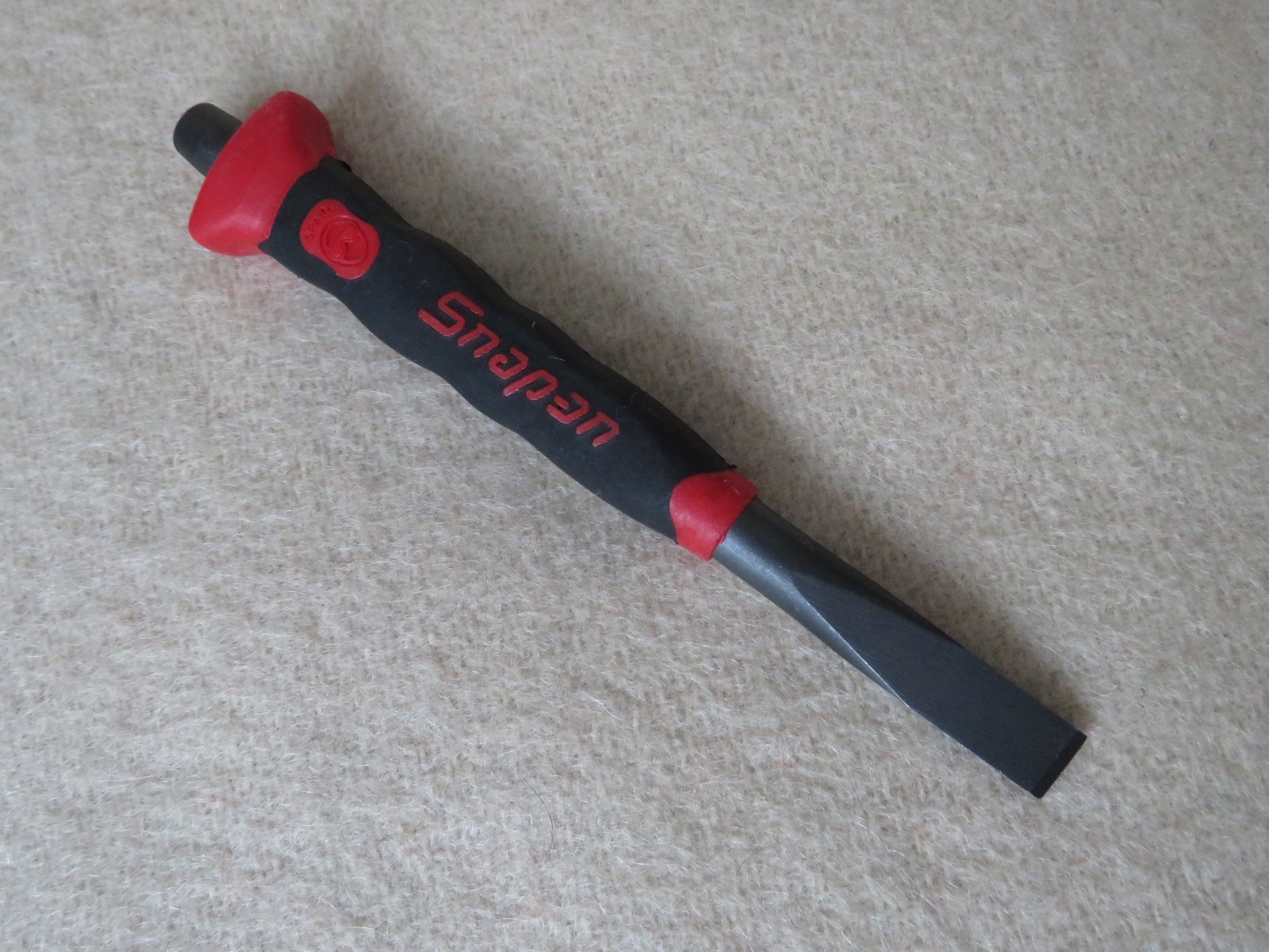 Snap-on Tools SPAIN BRAND NEW RED Soft Grip 3/8″ Flat Edge Chisel PCSG812