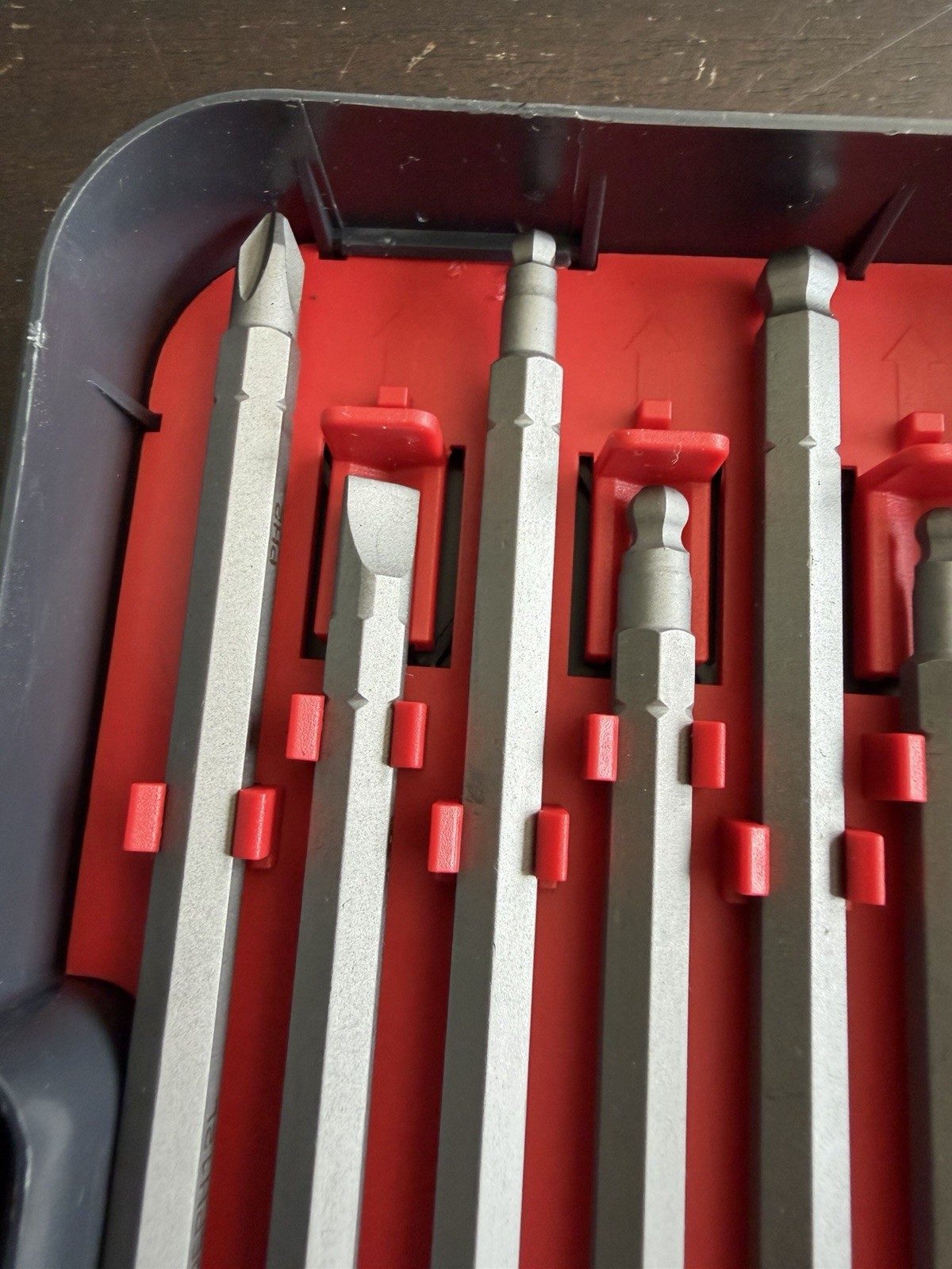 MAC Tools SBDR41SN 41-PC. DUAL RATCHETING SCREW & NUT DRIVER SET???