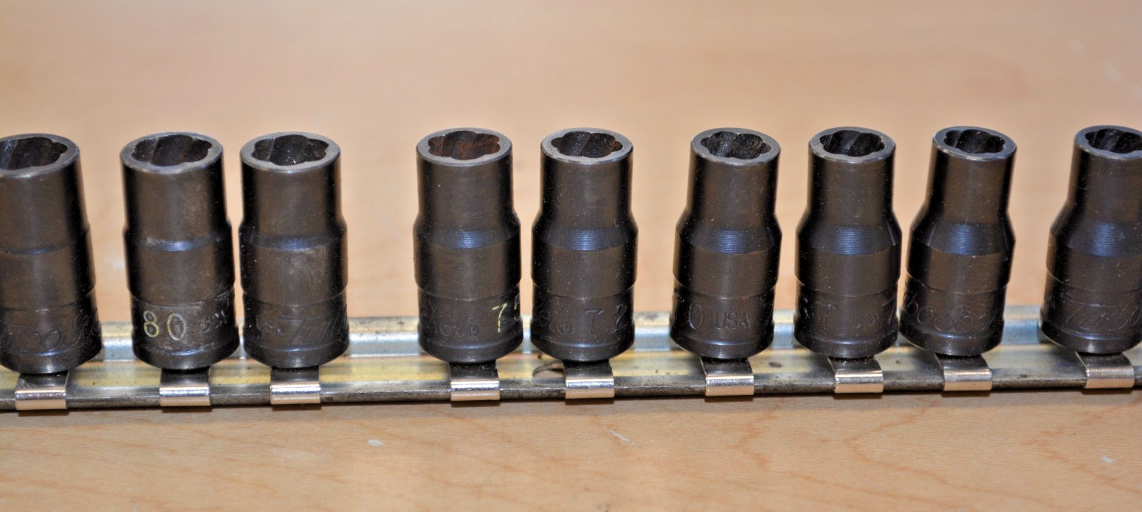 Blue Point 1/4″ Drive Combination Impact Socket Set (122TSTY) *Pre-Owned*