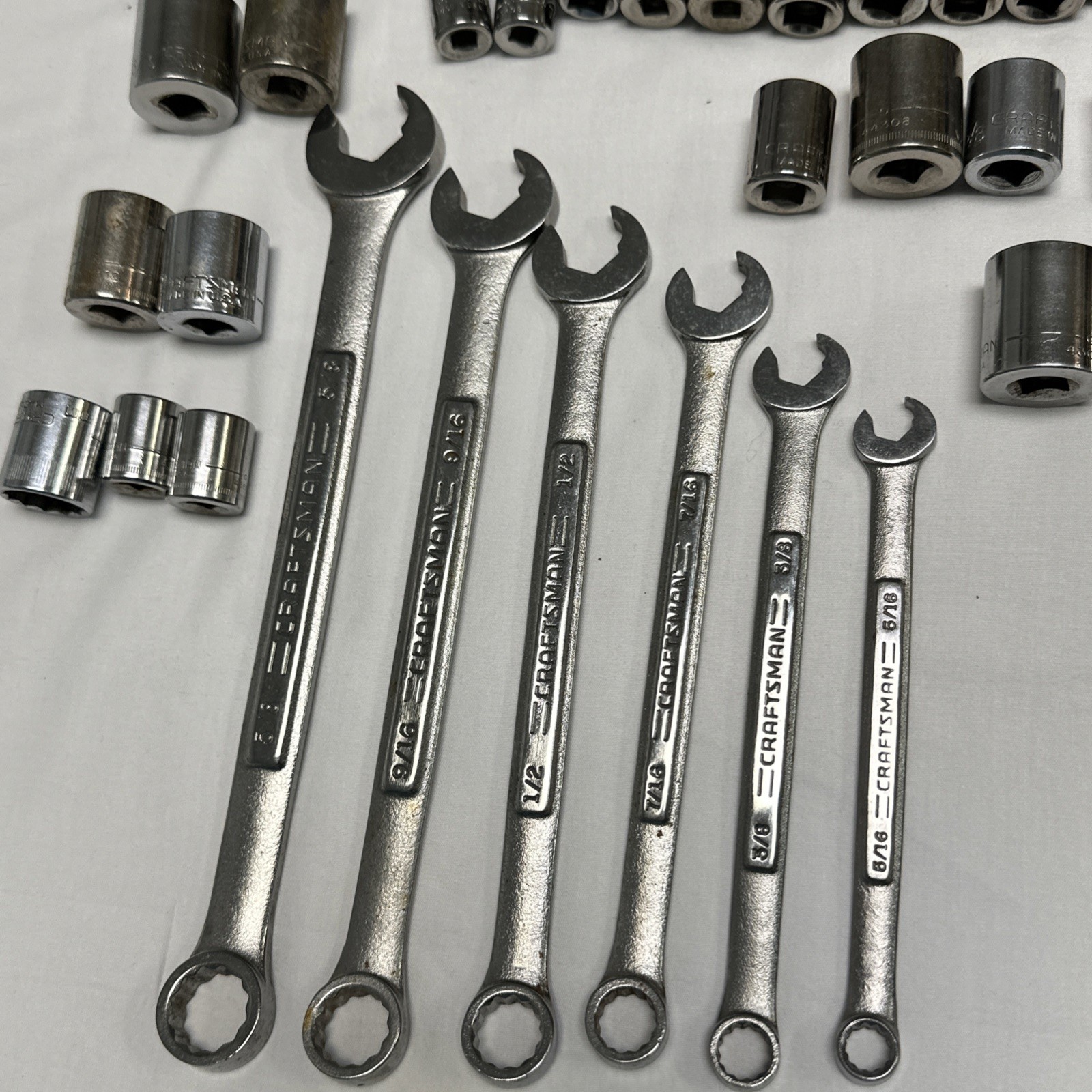 Craftsman assorted metric and standard wrench, Wratchet, Socket Lot (124 Pieces)