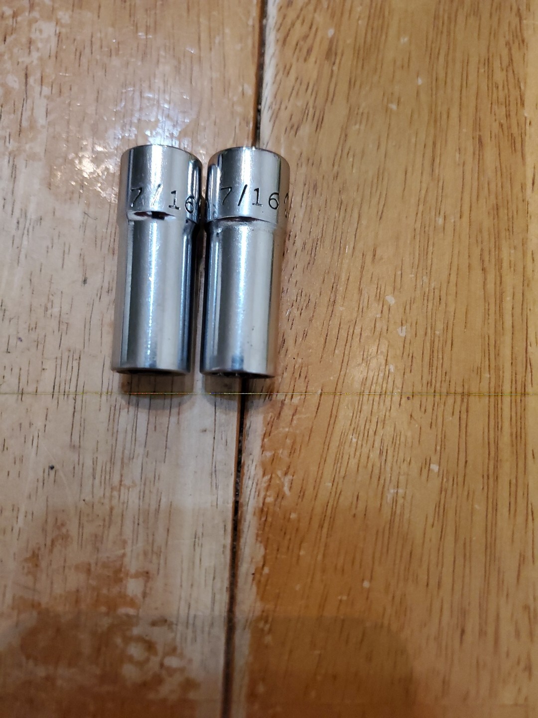 Mac Tools 3/8 Drive 7/16″ 6&12PT Semi Deep Sockets Lot Of 2
