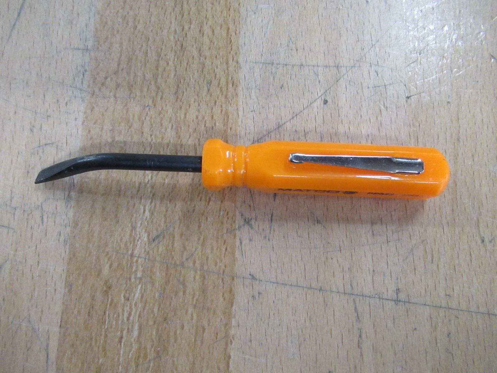 Matco Tools Pocket Pry Orange Nice Used Condition Free Shipping