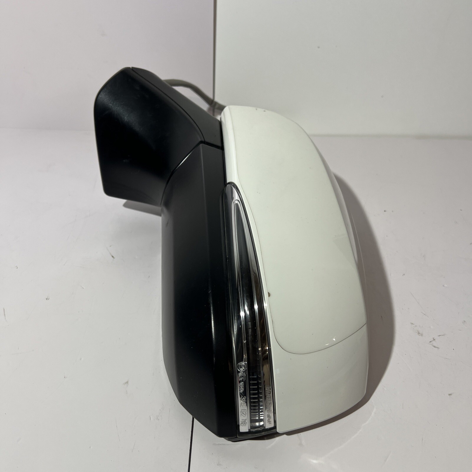 Power Fold Side Mirror Left Driver Santa Fe W/Turn Signal Headed SAE E2 18