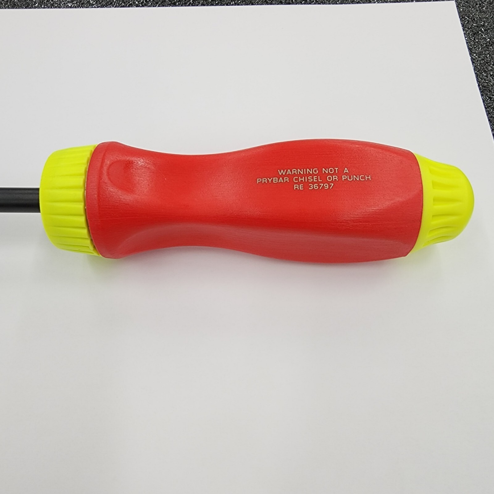 Snap-on Tools USA RARE RED & HIGH-VIZ Ratcheting Screwdriver w/Bits SSDMR4B