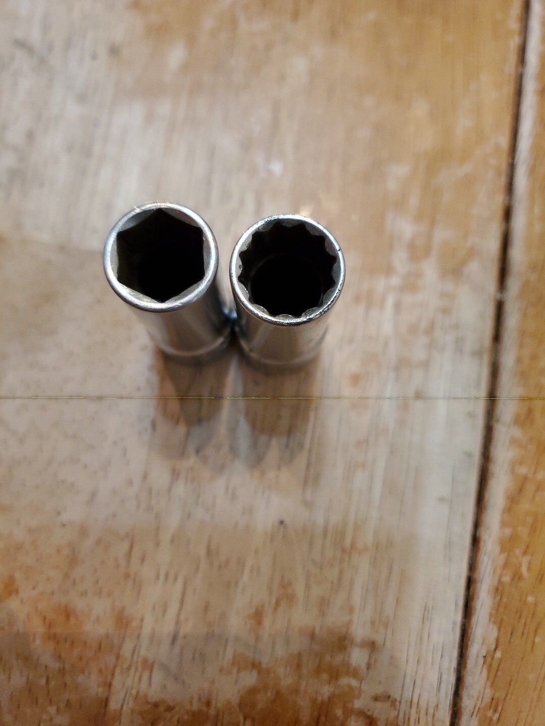 Mac Tools 3/8 Drive 7/16″ 6&12PT Semi Deep Sockets Lot Of 2