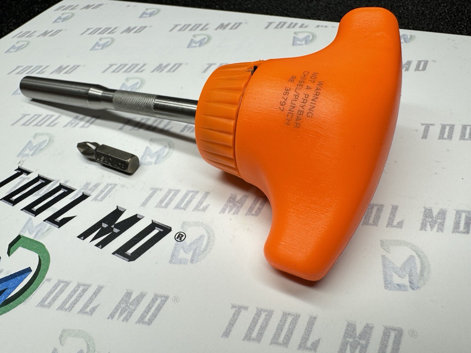 Snap-on Tools USA NEW ORANGE T-Handle Ratcheting Standard Screwdriver SSDMRT4