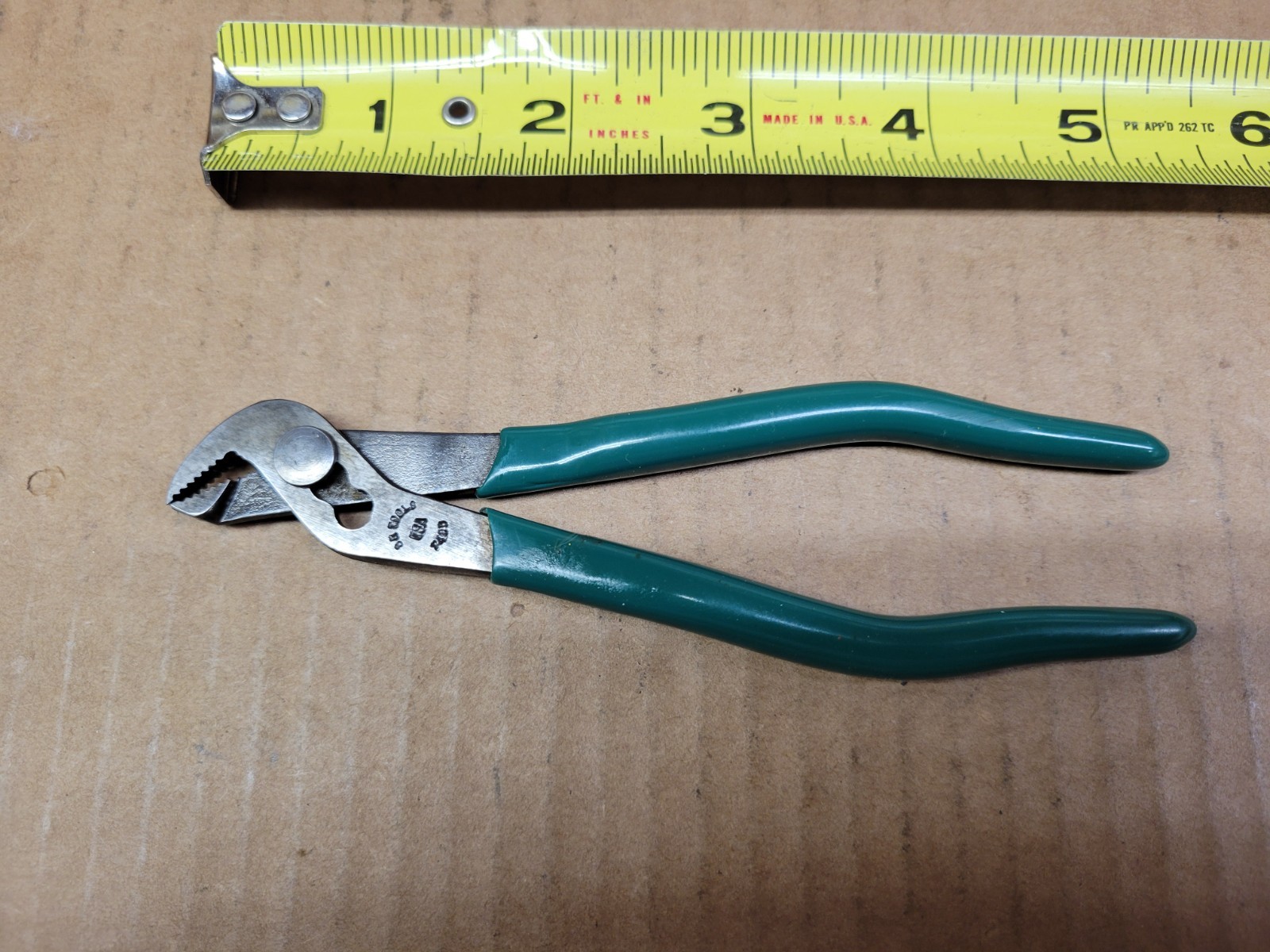 Vintage S-K Tools USA 5-1/2″ Slip Joint Combination Pliers Green Handles