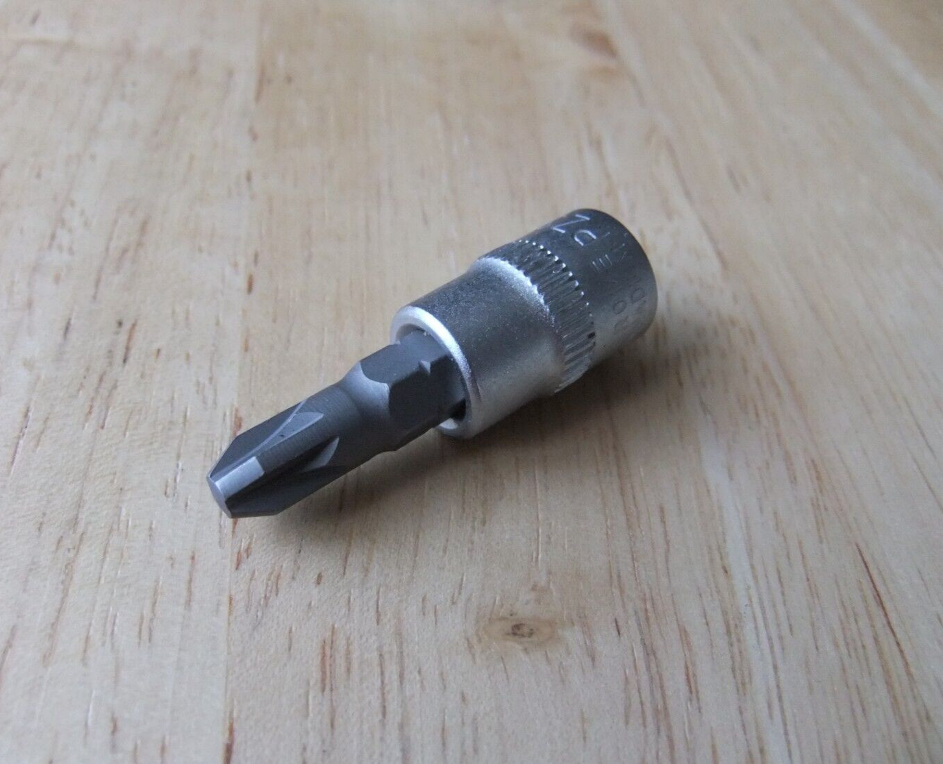 Welzh Werkzeug 1/4 Drive Chrome Vanadium Socket & PZ3 S2 Steel Bit – 35mm Long
