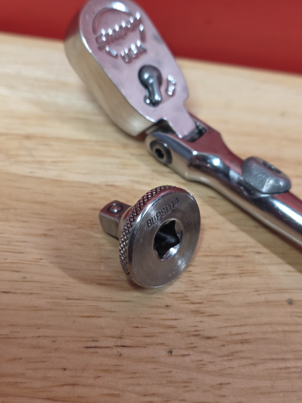 Snap-on THLX72 1/4″ Locking Flex Head Soft Grip Ratchet RED & Blue-Point Spinner