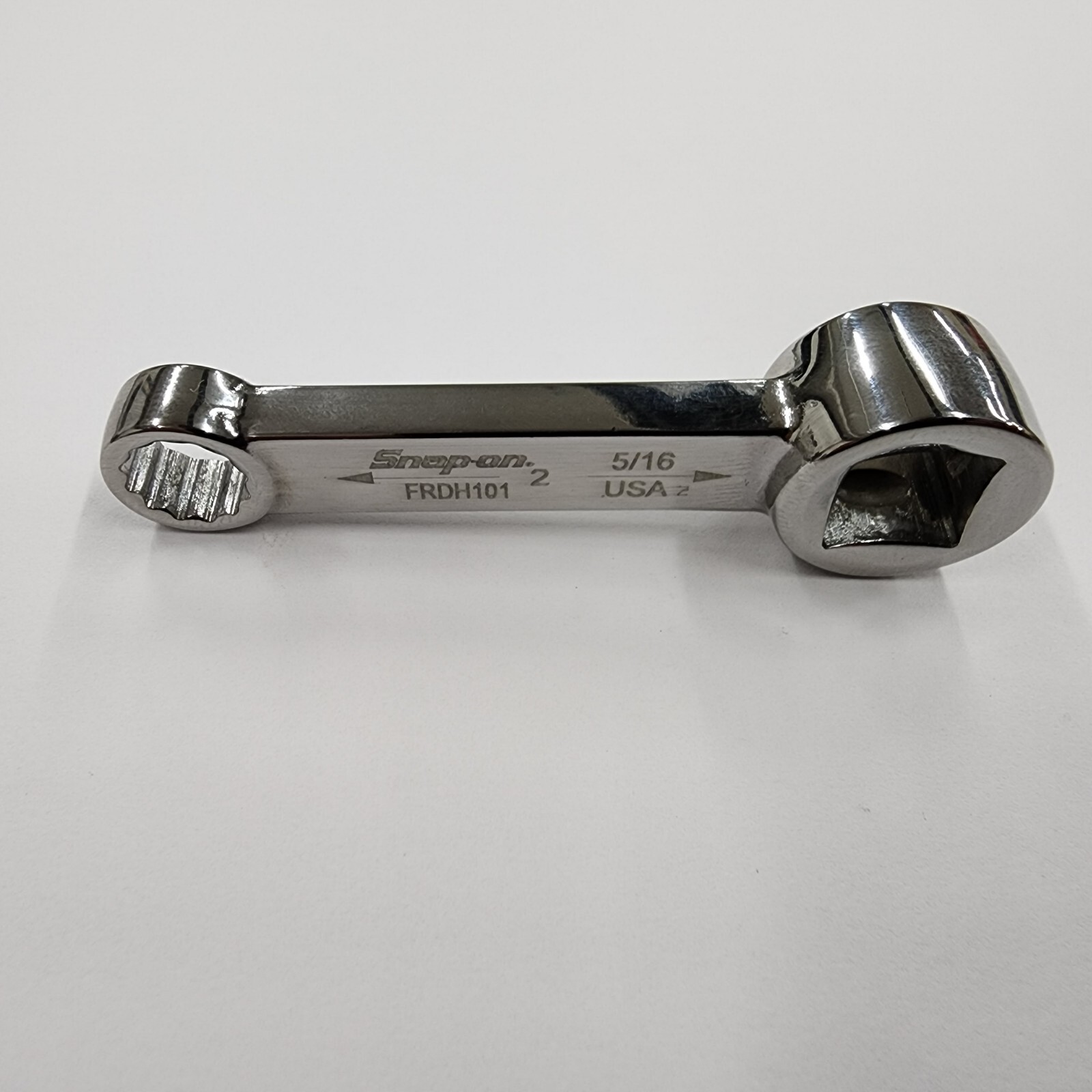 Snap-on Tools NEW 3/8″ Drive 12-Point SAE 5/16″ Standard Torque Adapter FRDH101