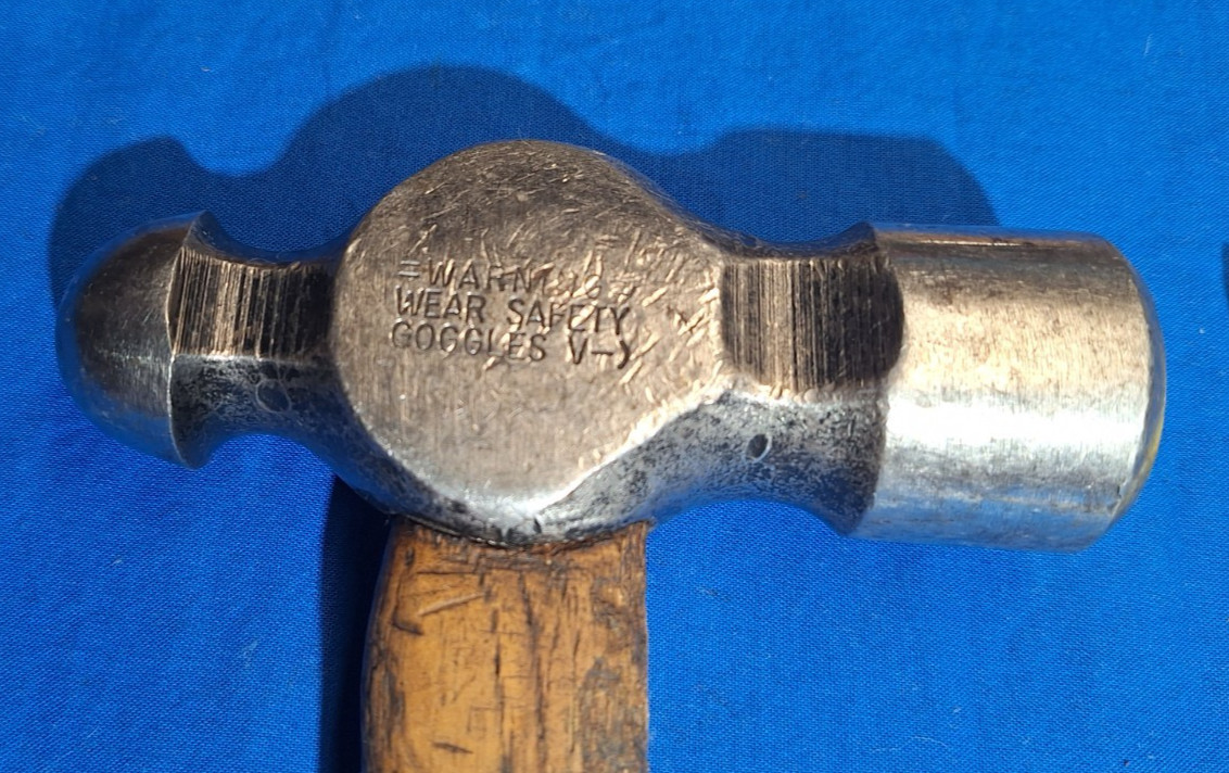 Blue Point BP40B 40oz Ball peen hammer wood handle tight head