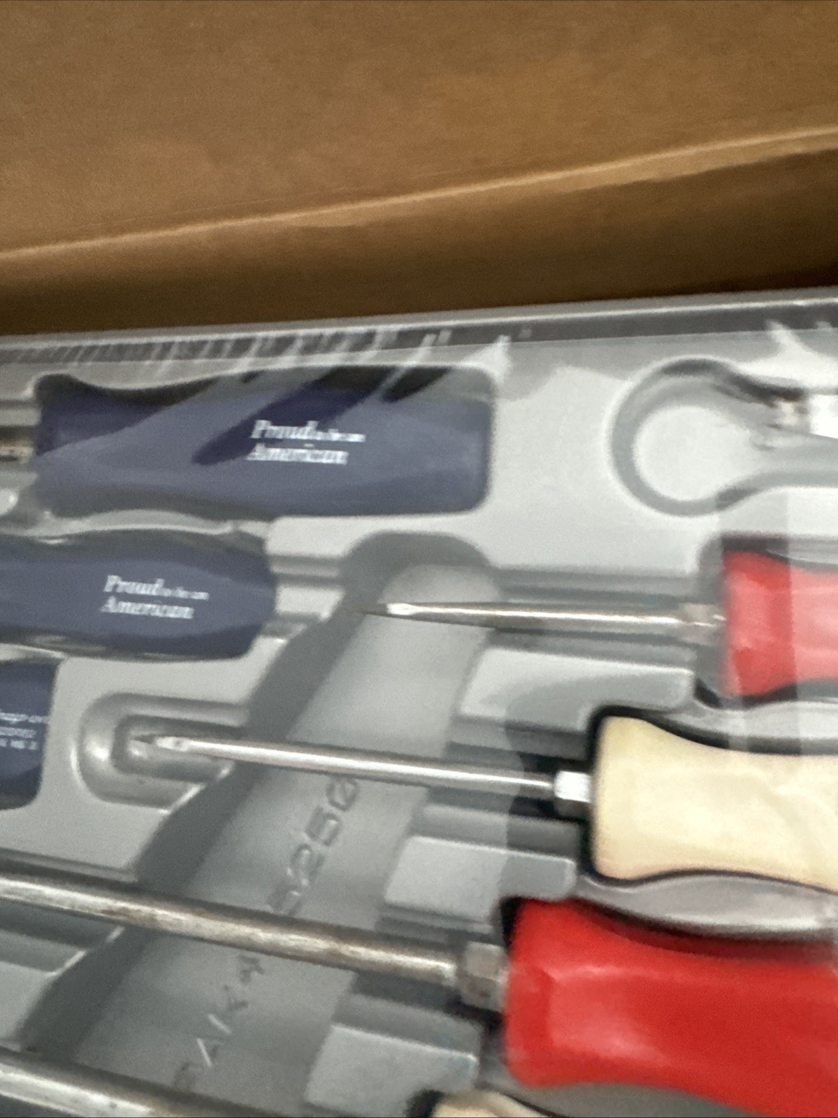 Snap On 9 Piece Red White Blue Hard Handle Screwdriver Set & Ratchet Screwdriver