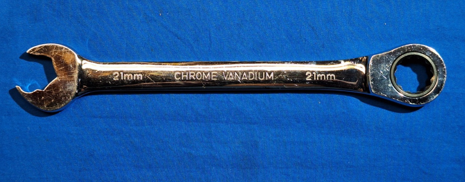 DieHard 21mm Metric Ratcheting combination wrench DHP55027