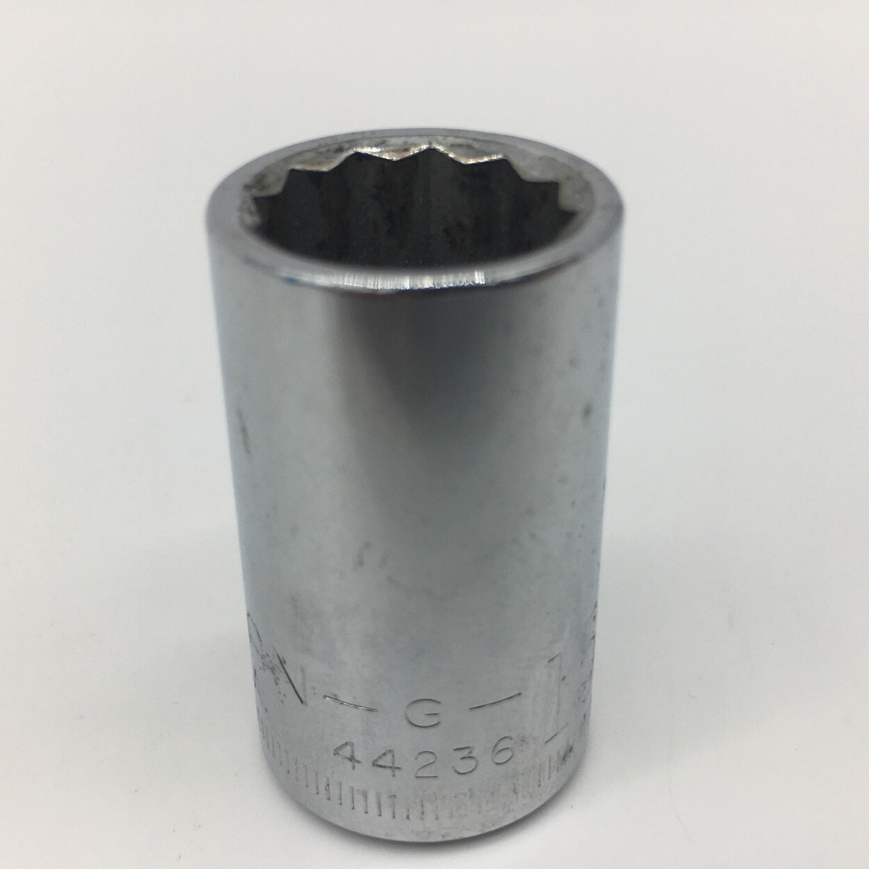Craftsman G 44236 15mm Metric 12 point 1/2″ Drive Socket