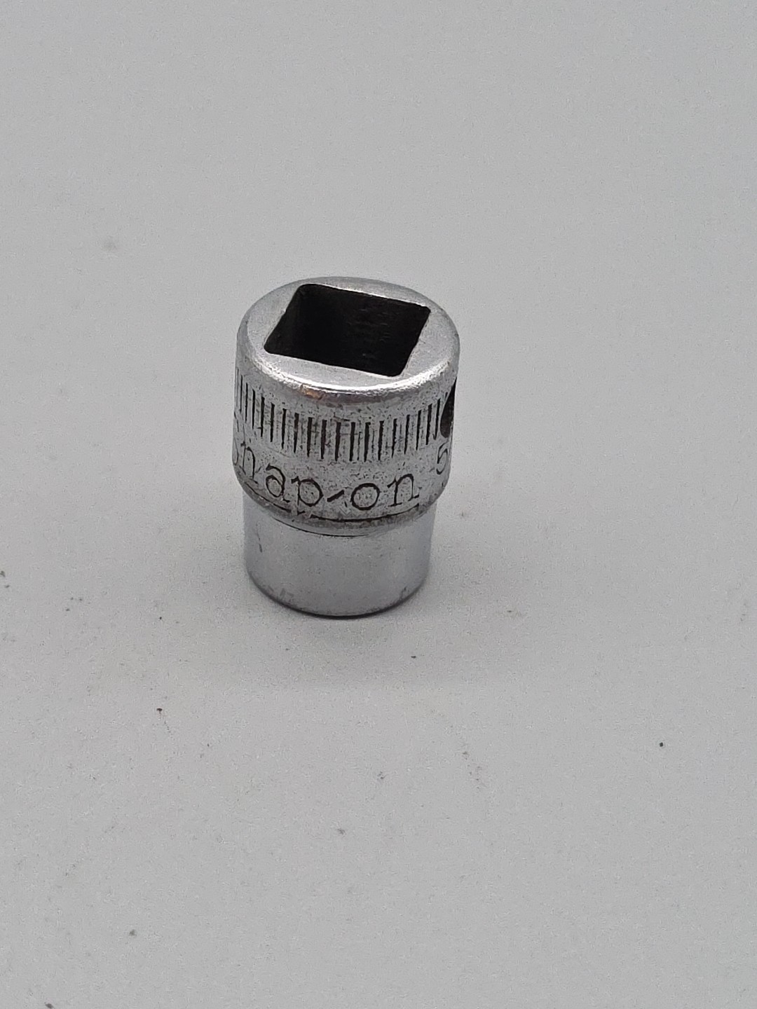 Snap-on Tools 5/16 8 Point Double Square 3/8″ Drive Socket F- 410