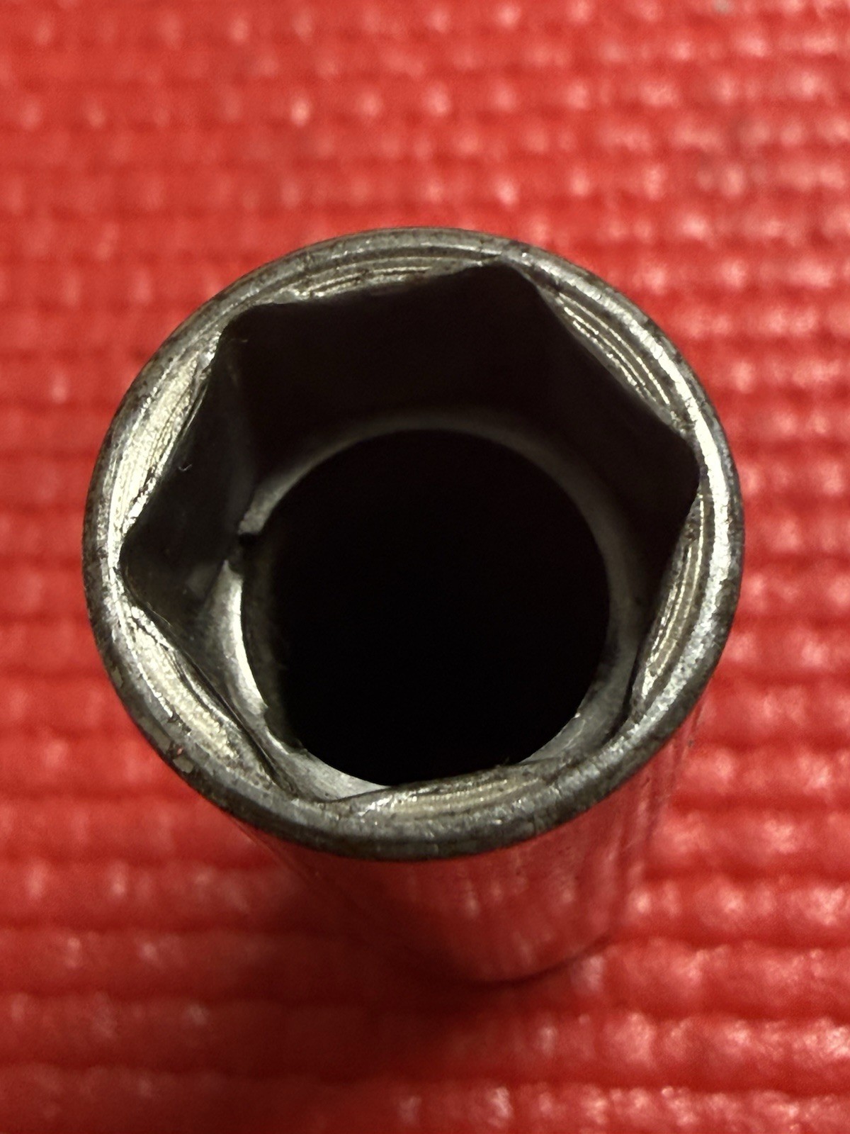 Snap On Tools 3/8” Drive 6 Point 17mm Metric Deep Socket SFSM17, USA Made