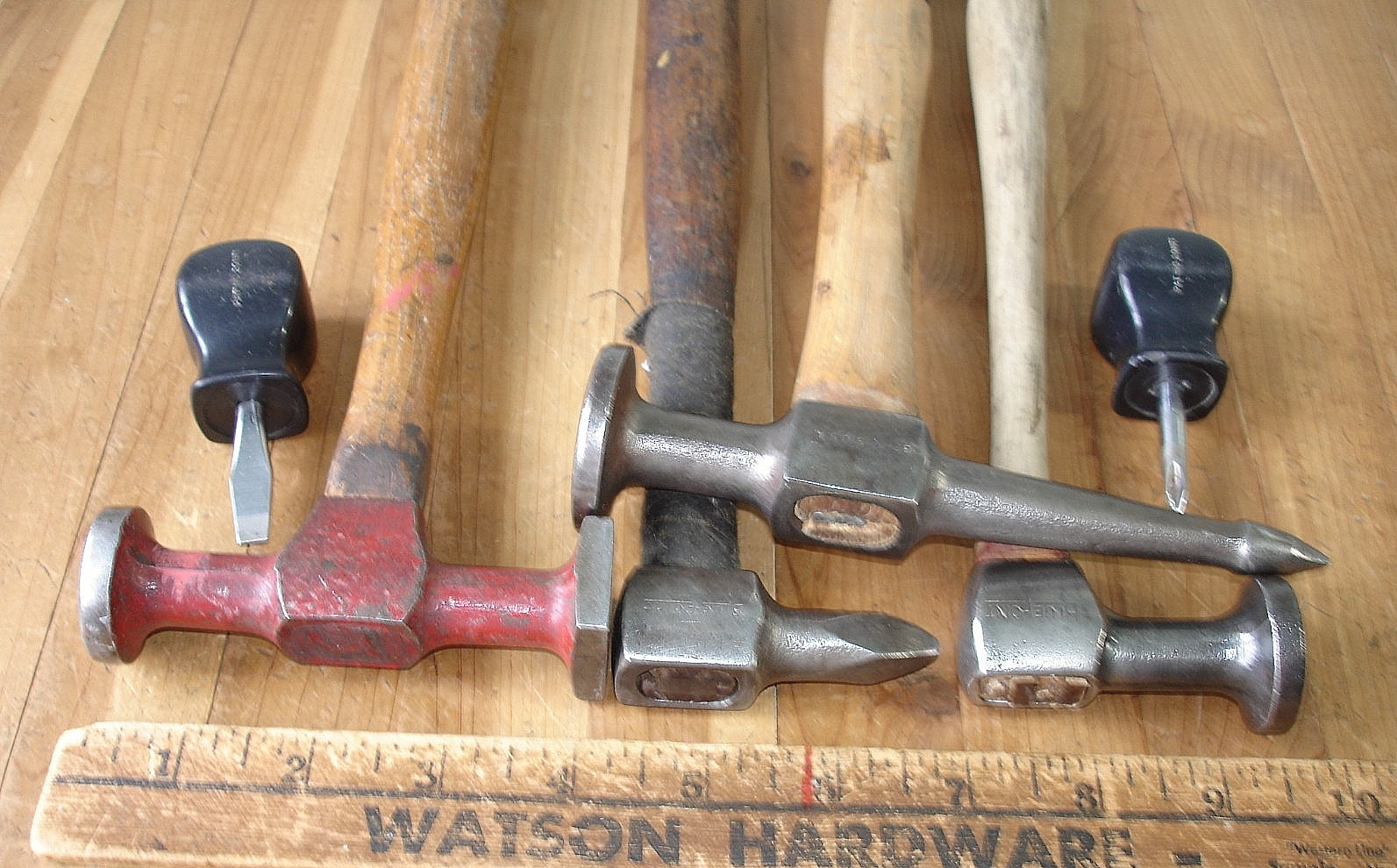 4 BLUE POINT BODY HAMMERS 2 SNAP-ON STUBBY SCREWDRIVERS BODY TOOLS USA MECHANICS