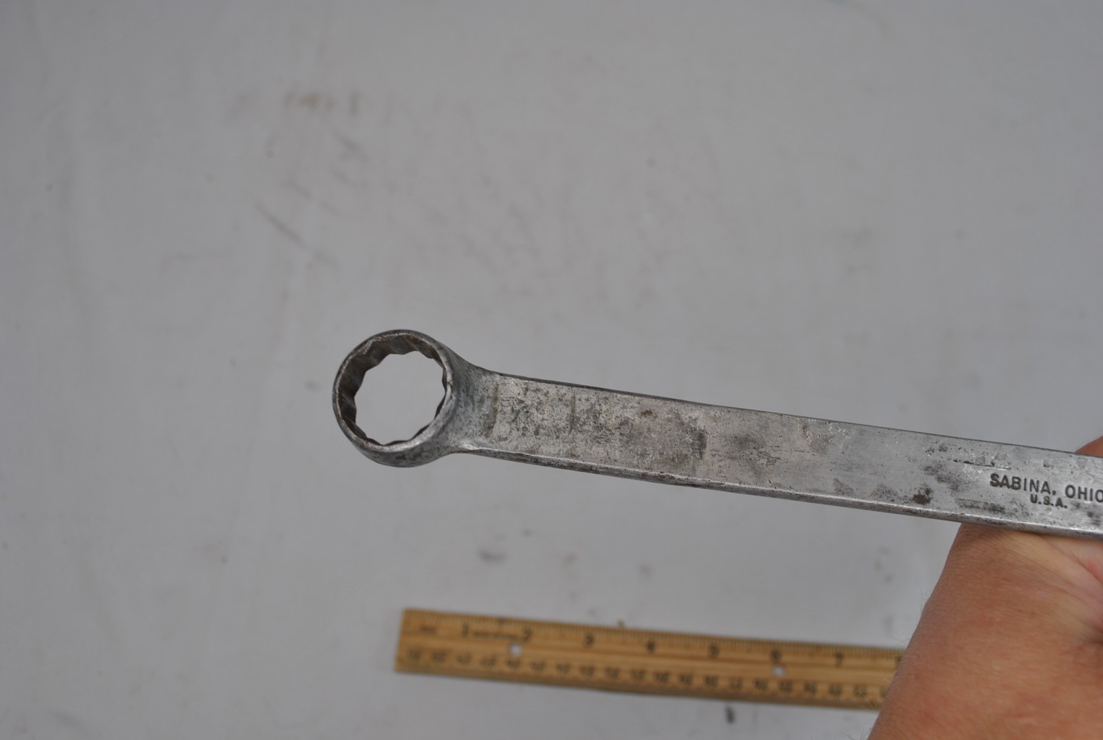Mac Tools Sabina Vintage 13.5″ Long 13/16″-1″ 12PT SAE Box Wrench B101