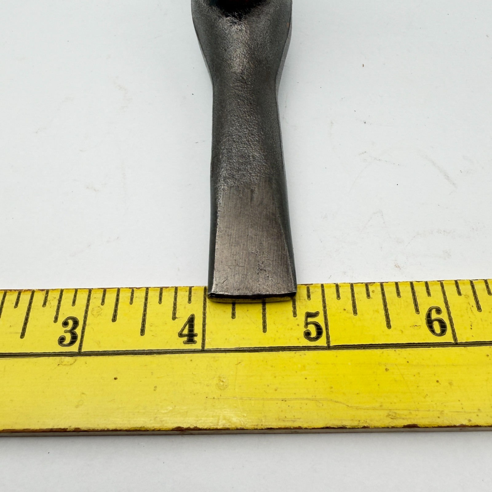 Preowned Auto Body Cross Chisel Hammer – Clean!