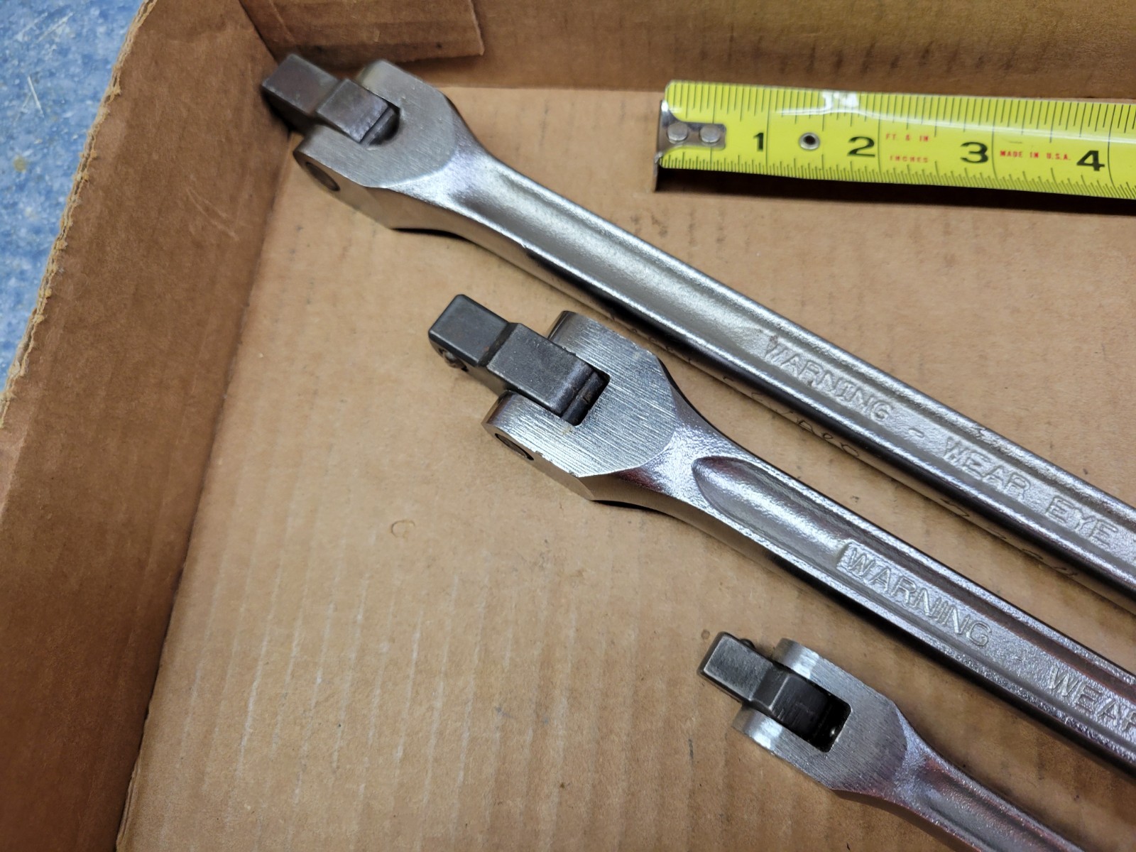 Craftsman USA 4-Piece Breaker Bar Set 1/4 + 3/8 + 1/2″ + 1/2″ long