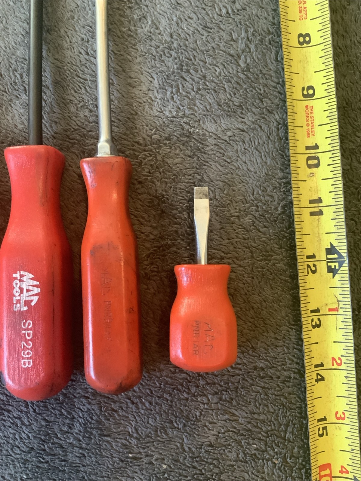 Mac Tools Mixed Lot, Screwdrivers, Pick And Magnet….see Pics…