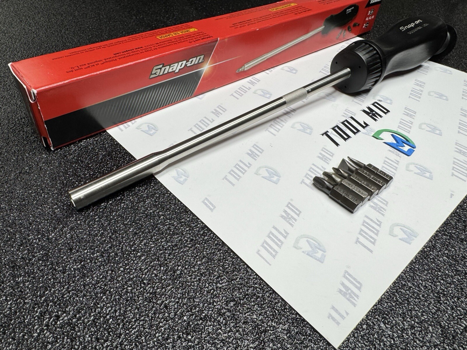 Snap-on Tools USA NEW BLACK Hard Grip 8″ Shaft Ratcheting Screwdriver SSDMR8A