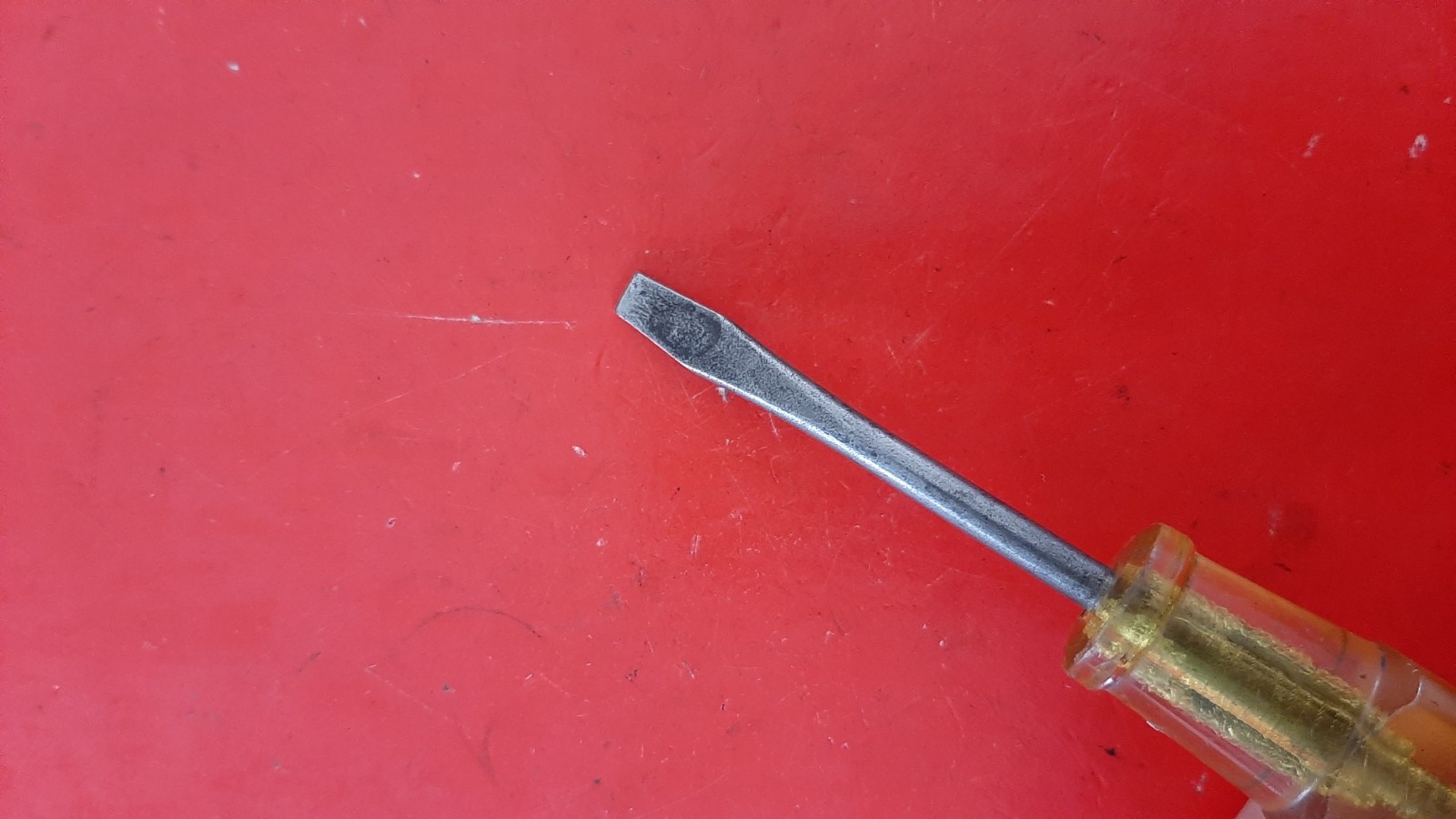 Vintage Par-X Flat Yellow Handle Slotted Screwdriver UDS-102 5.25” Long USA