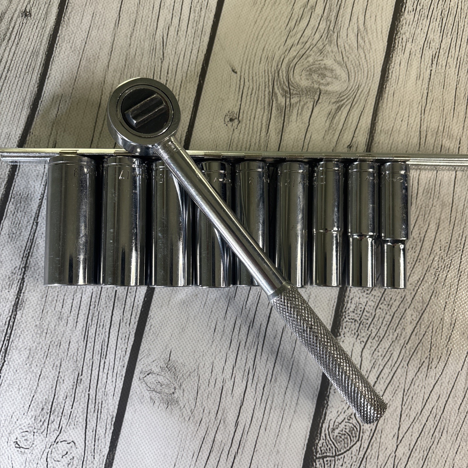 Durabuilt Chrome 3/8 Drive Ratchet, 6 Point Deep Sockets Metric 9mm- 19mm Set.