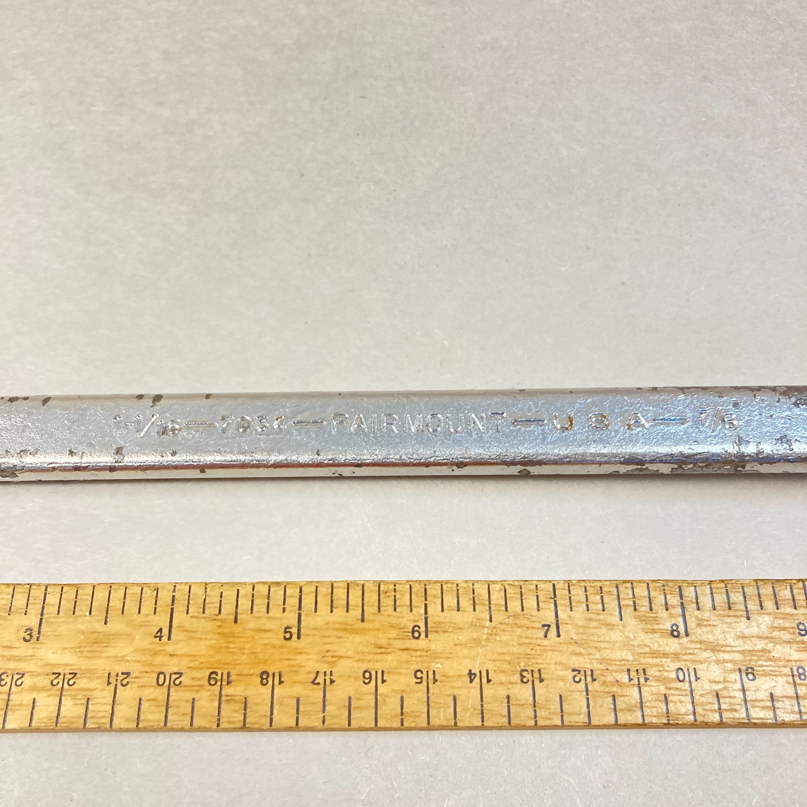 Fairmount 1-1/16″-7/8″ Wrench Box End Long Flat Handle 12 Point SAE #7034 USA