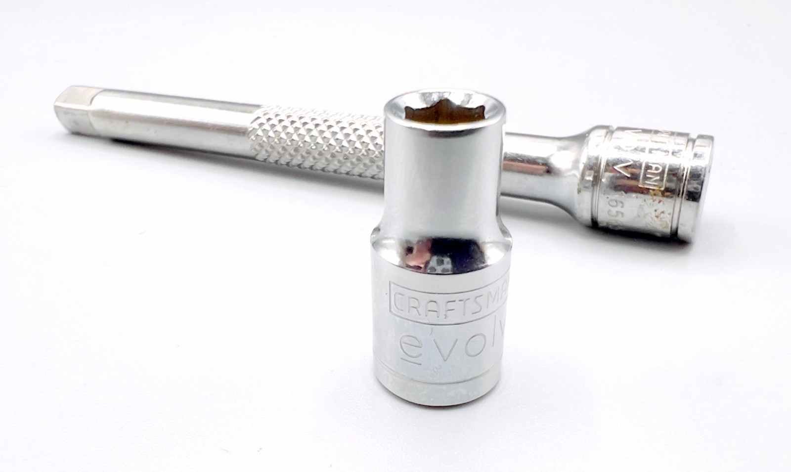 Craftsman EVOLV 6mm 1/4″ Drive 6-Point Shallow Socket + 4″ Extension Bar