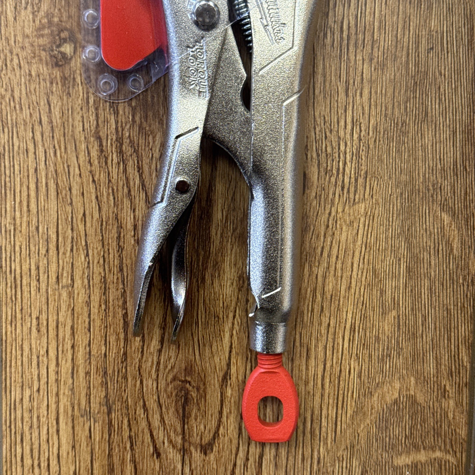 Milwaukee 48-22-3509 – 9″ Inch «Torque Lock» Long Nose Locking Pliers