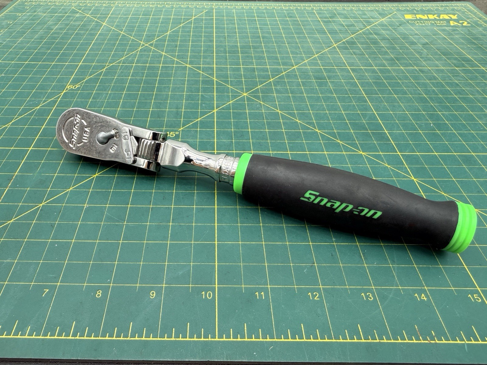 Snap-On Tools FHX80B 3/8″ Drive GREEN Soft Grip Handle LOCKING FLEXHEAD Ratchet