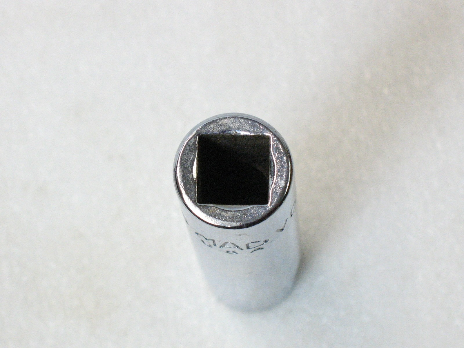 Mac Tools 9/16″ 12 Point 1/2″ Drive Deep Chrome Socket VD182