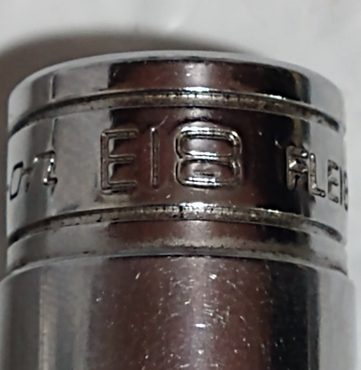 SNAP ON FLE180A, 3/8″ DRIVE, E18 INVERTED TORX SOCKET.