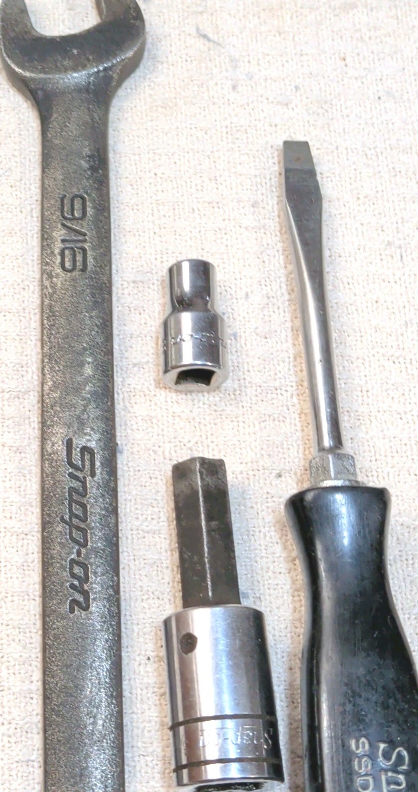 Snap-on Tools Mixed Lot (4 Items) Screwdriver Wrench Sockets Ssd2,Goex18b, Fa12