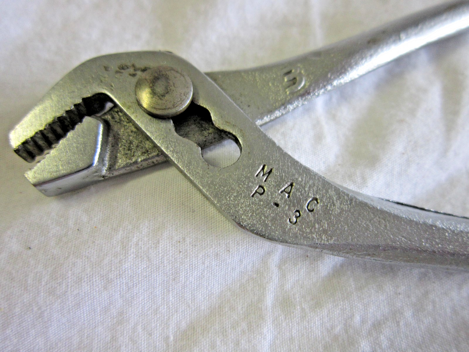 Mac P-3 Adjustable Ignition Pliers 5″ G475