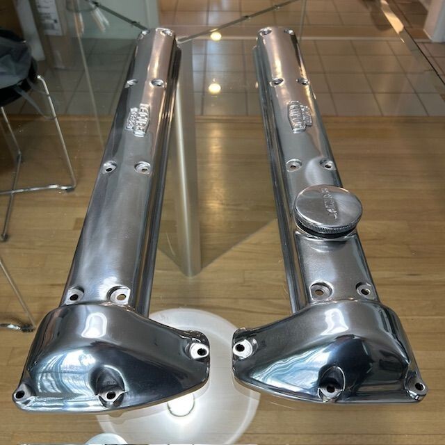 Jaguar XK120 C Type – Valve Covers with C Type Badges & Polished Oil Filler Cap