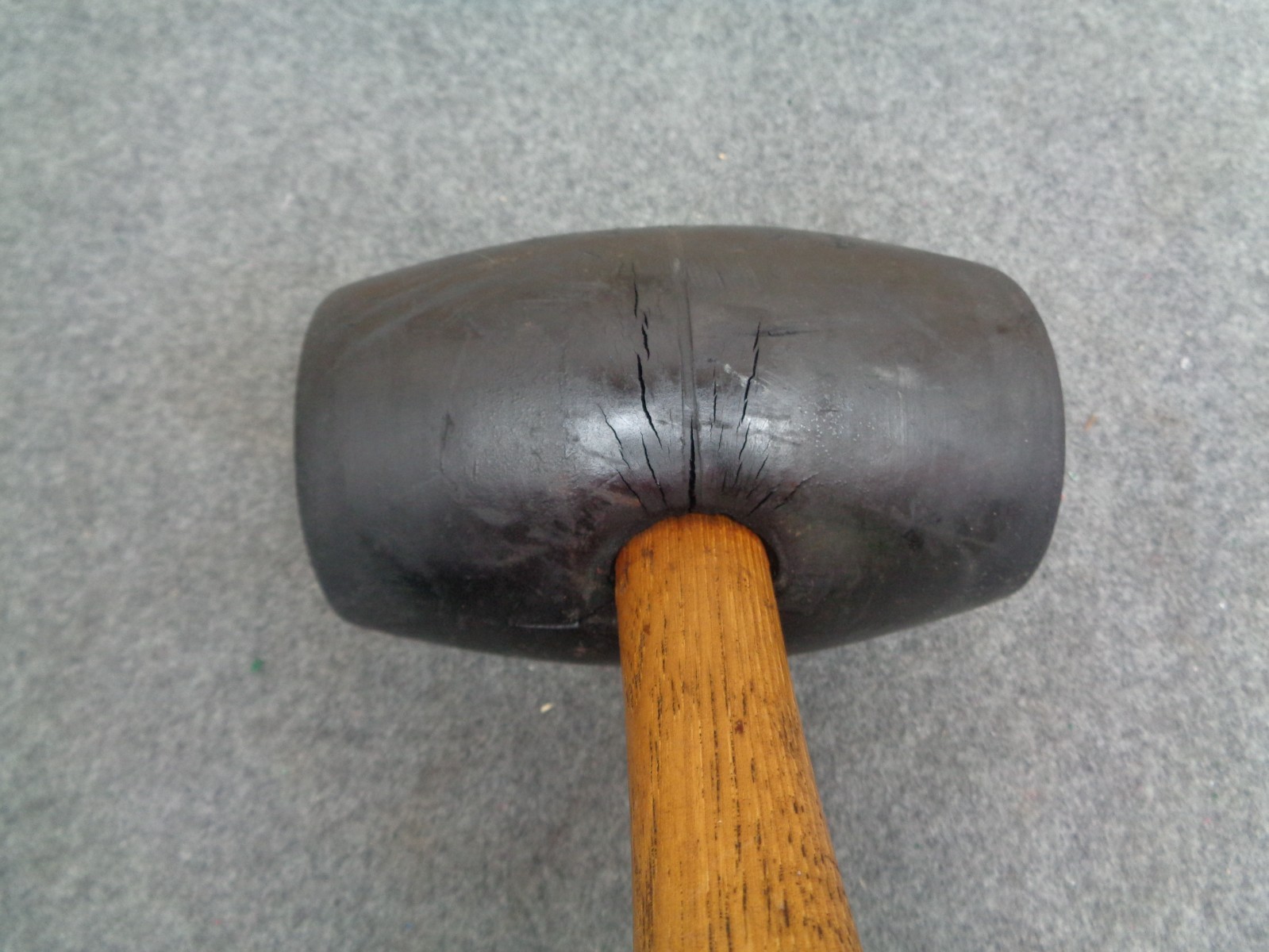 Ken-Tool T32 Rubber Mallet – 17″ Tire Hammer – 2 lb. Head