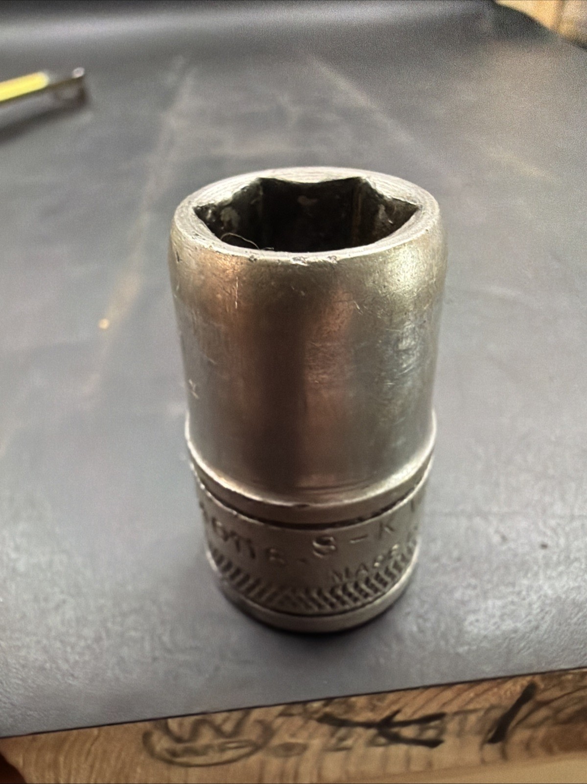 S-K Wayne 40118 1/2” Drive 6 Point 9/16” SAE Shallow Socket Vtg USA