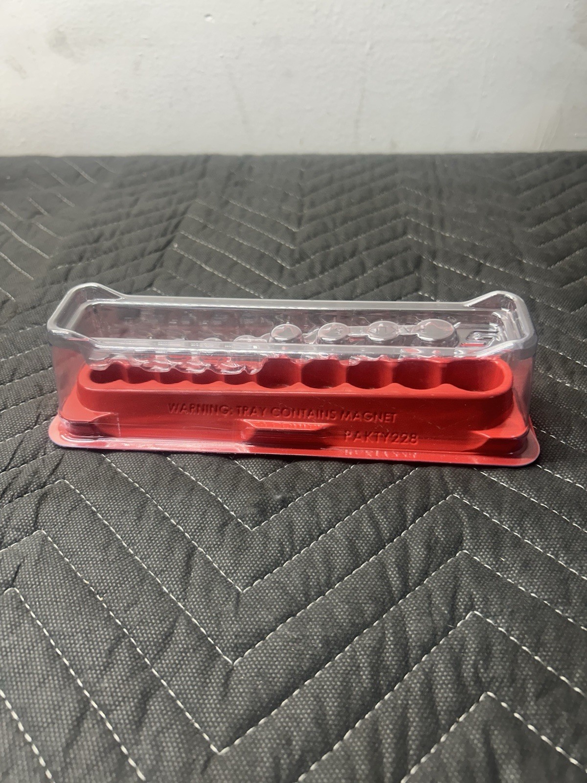 BRAND NEW! Magnetic Snapon Socket Tray PAKTY228
