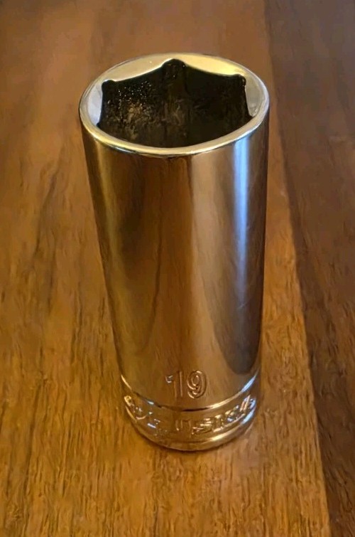 Husky 19mm Deep Well Socket 6 Point 3/8″ Drive China/Taiwan