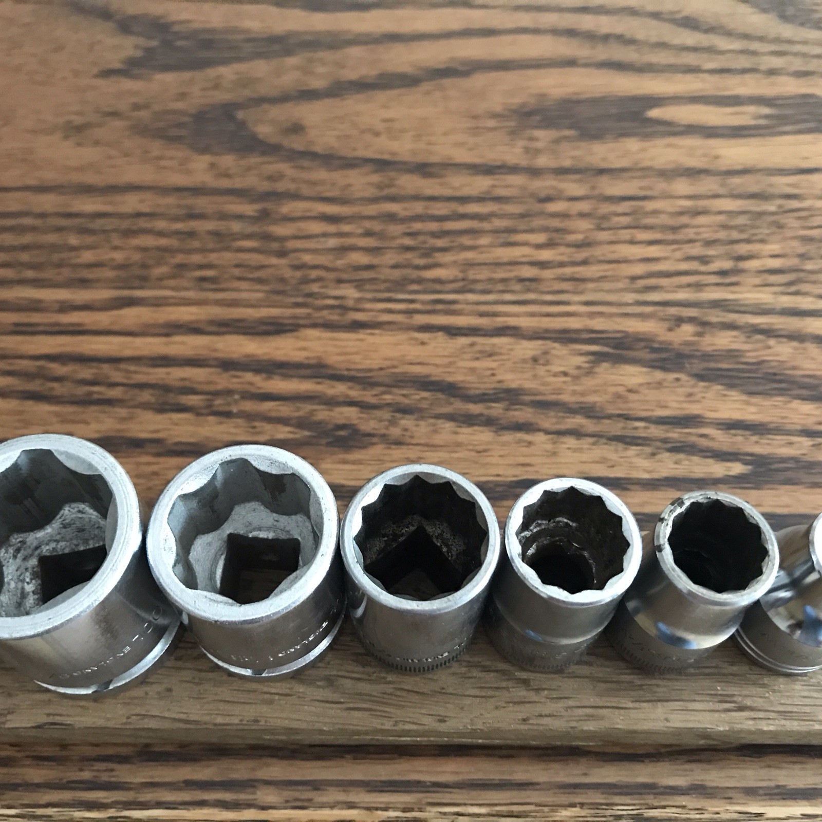 7 Vintage Britool Sockets 9/16”To 3/16”Whitworth With 1/2” Drive . C