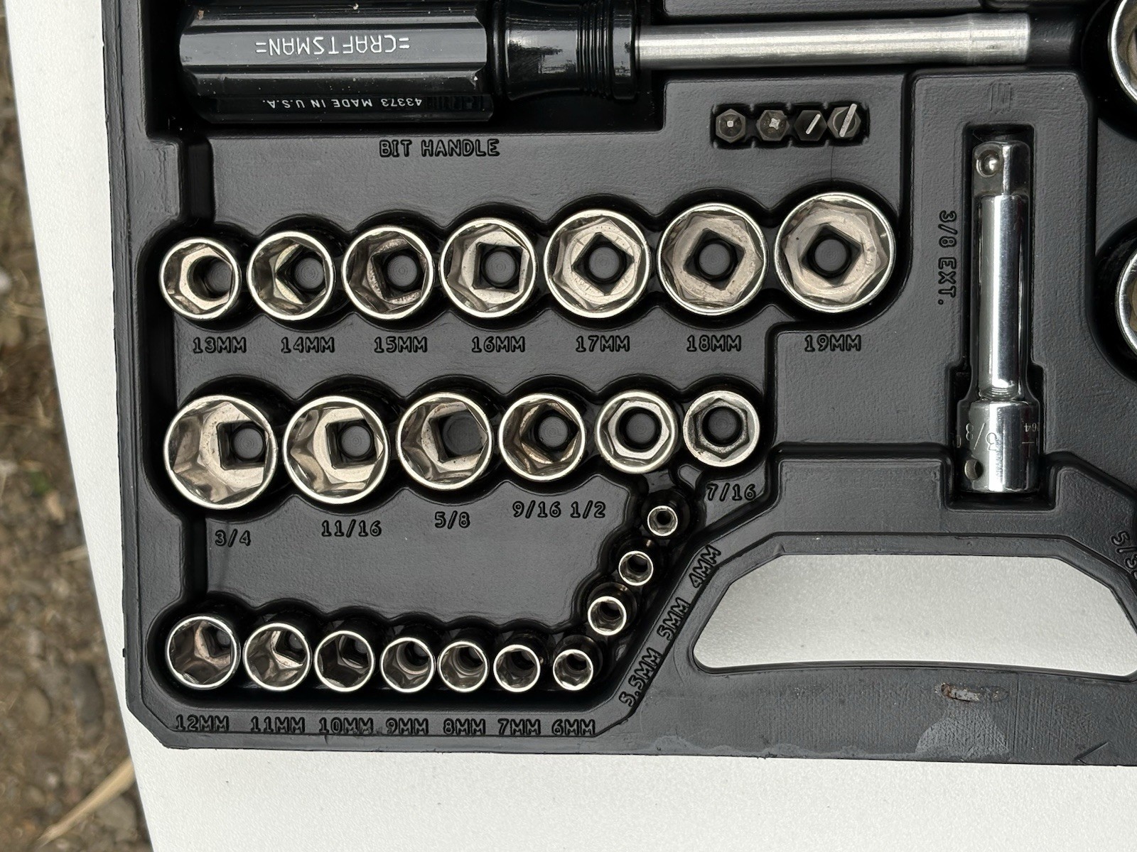 Craftsman 33474 74-Pc Mechanics Tool Set SAE/Metric Sockets Ratchets – Complete