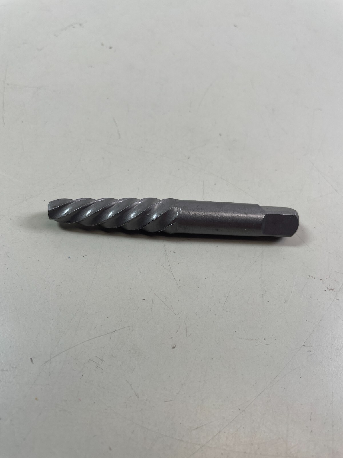 #5 Screw Extractor 17/64″ Spiral Screw Extractor for 9/16″ to 3/4″ Bolts