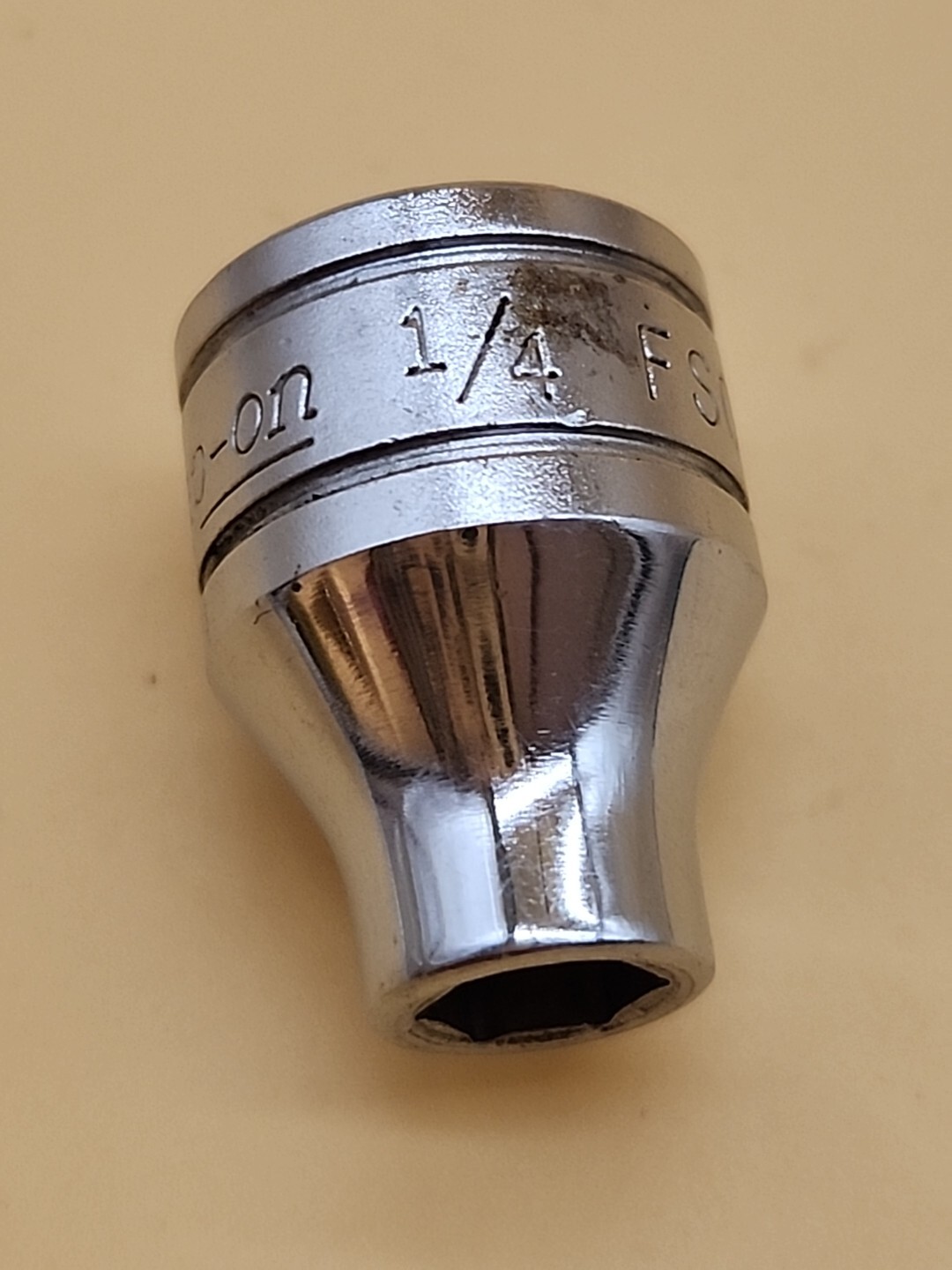Snap-on Tools 3/8″ Drive 1/4″ 6PT Shallow Chrome Socket FS081 USA
