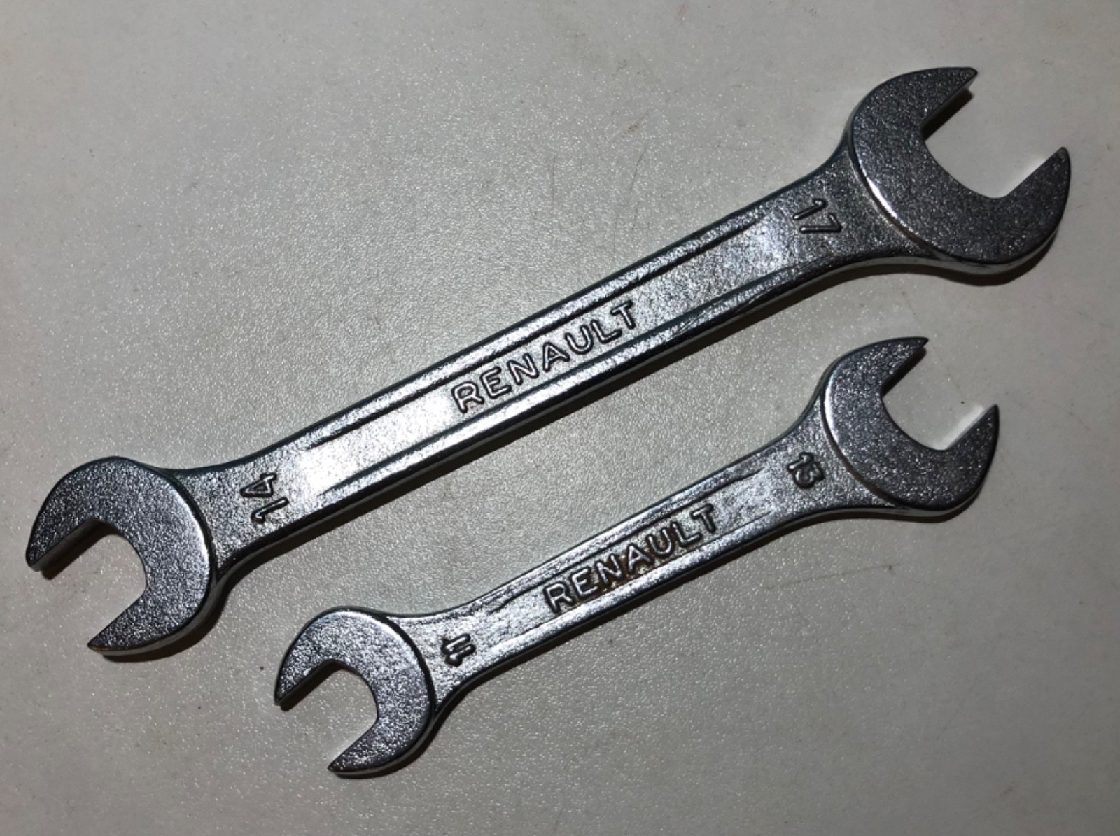 Renault vintage tool kit spanners 11-13mm and 14-17mm made in France