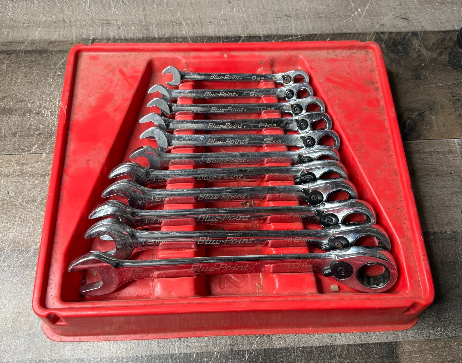 Blue-Point BOERM712 12pc Metric Ratcheting Combination Wrench Set 8-19mm
