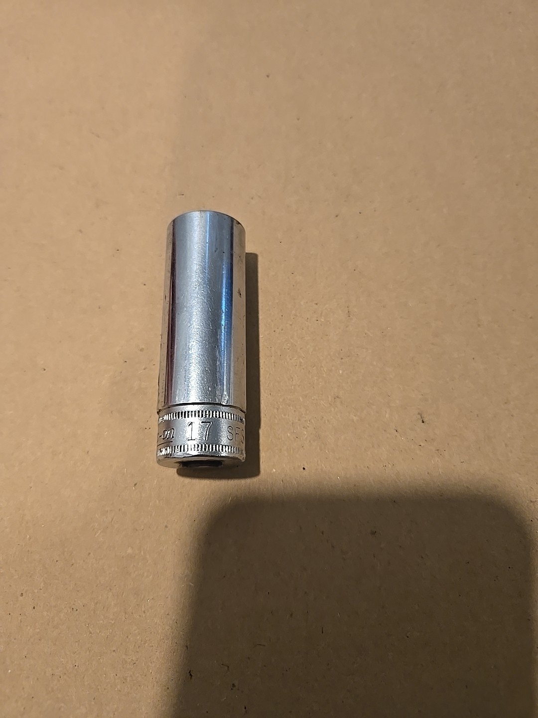 Snap On 3/8″ Drive 17MM 6PT Metric Deep Chrome Socket USA SFSM17